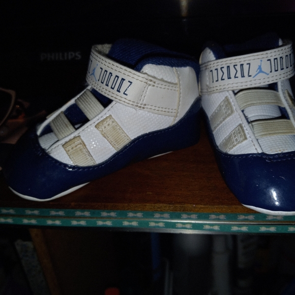 Baby Jordans - Picture 4 of 4